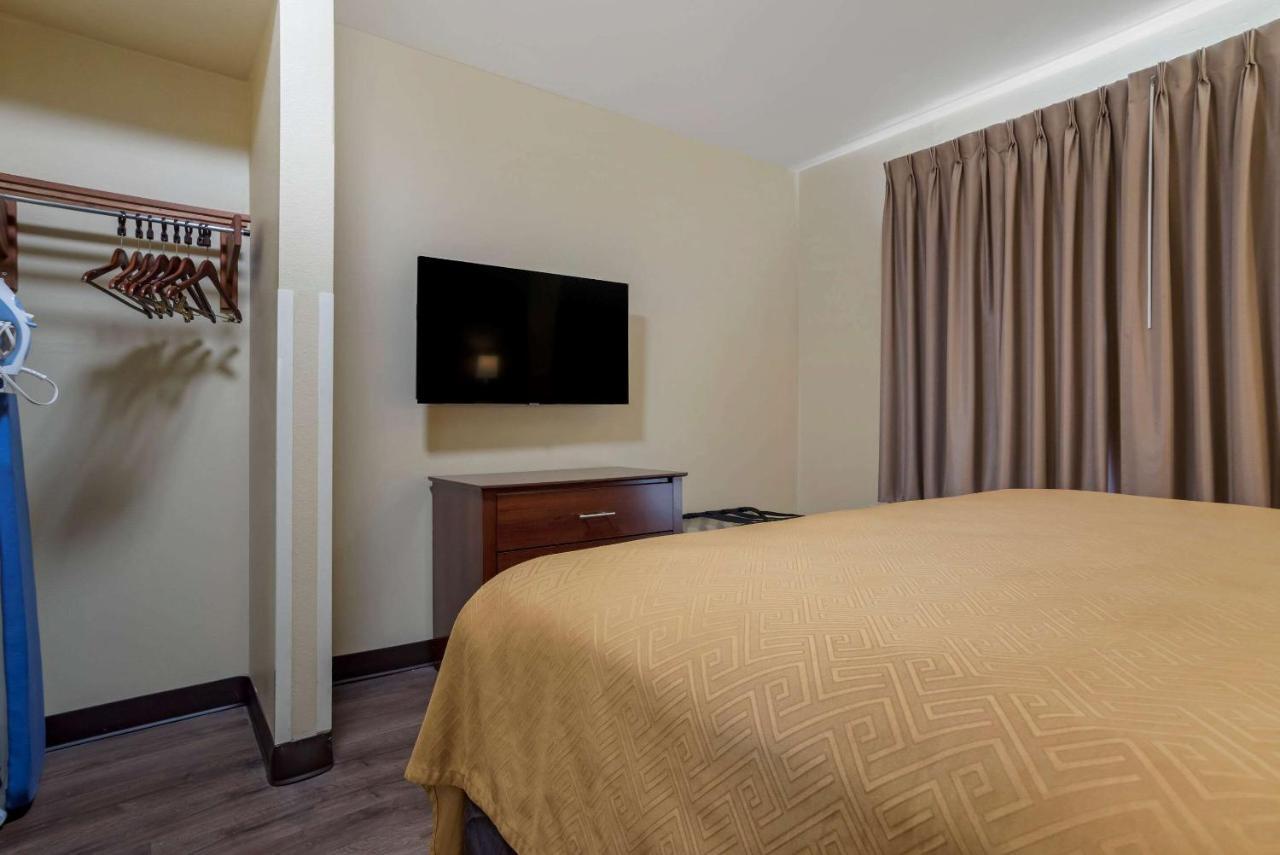 Econo Lodge Inn & Suites Flowood Luaran gambar