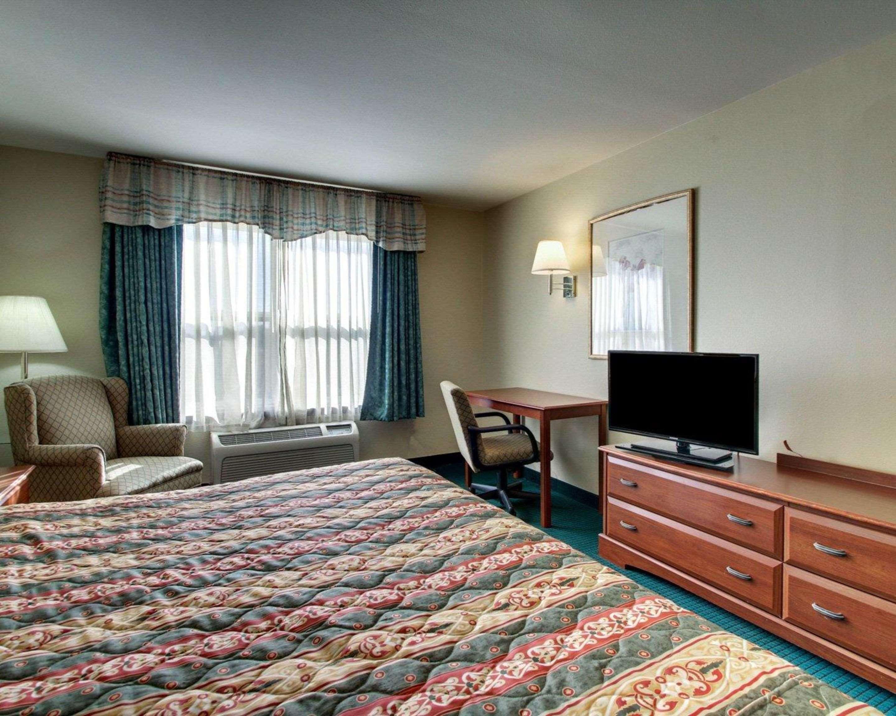 Econo Lodge Inn & Suites Flowood Luaran gambar