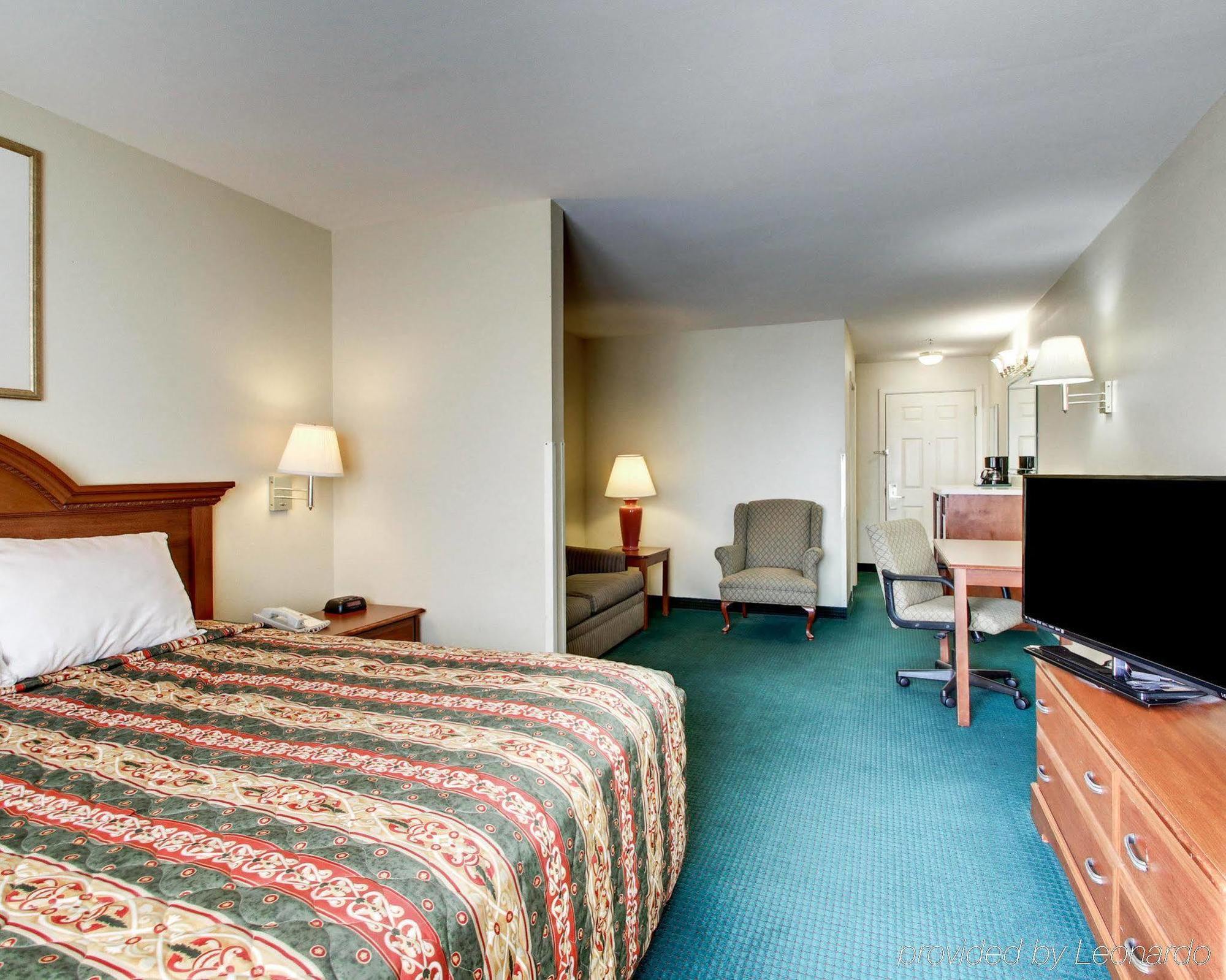 Econo Lodge Inn & Suites Flowood Luaran gambar